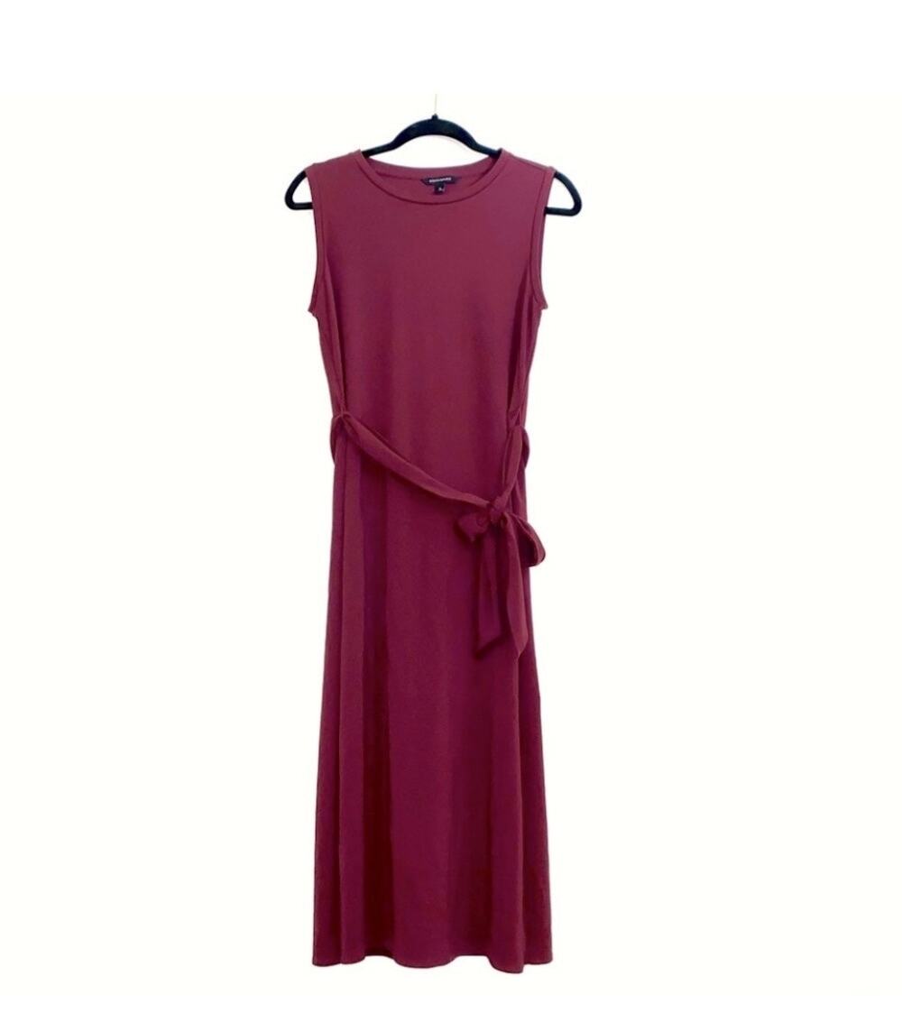 Banana republic maxi tank dress with  belt size XL burgundy/plum color